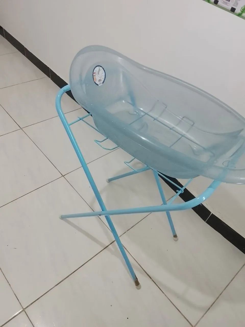 Banheira de menino com suporte  - Foto 2