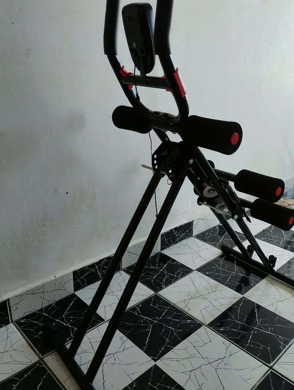 Equipamento de abdominal 