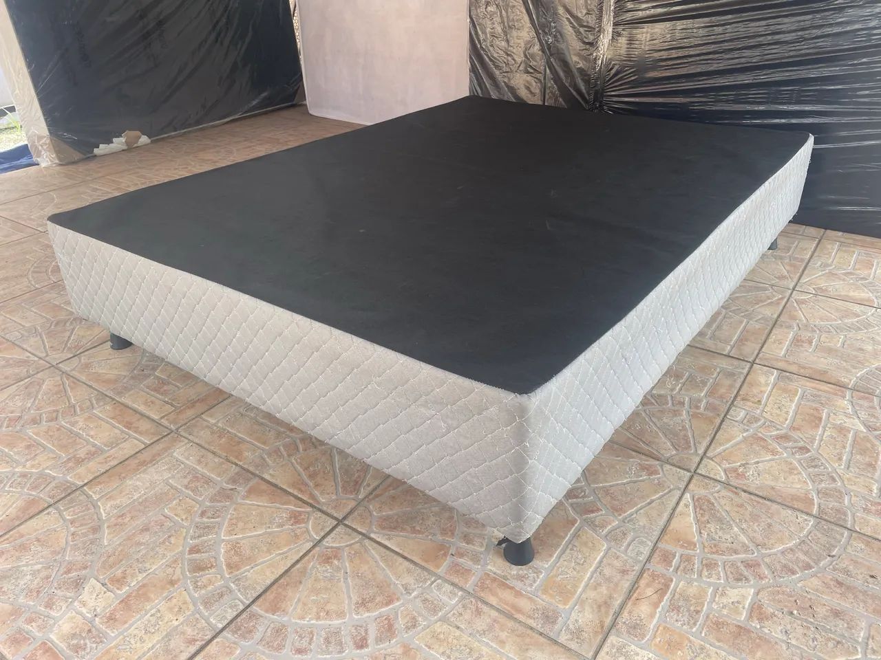 Double bed base65115876518786121