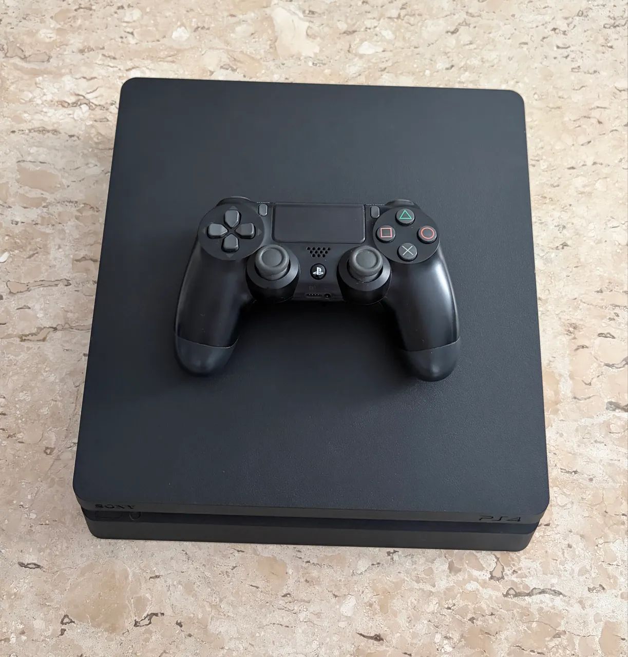 PS4 Slim 500GB com jogos e controle - Foto 2