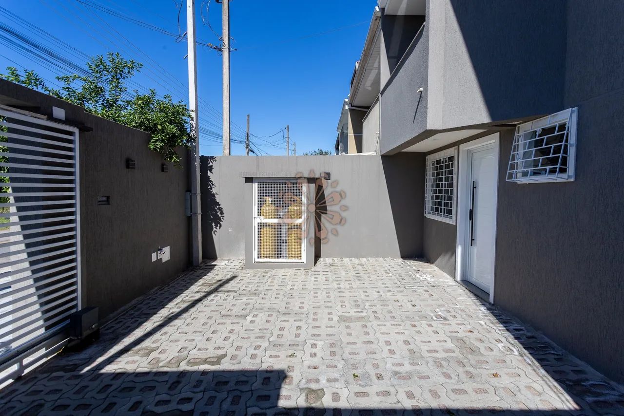 Sobrado com 4 Quartos e 2 Suítes no Tarumã em Curitiba - Foto 4