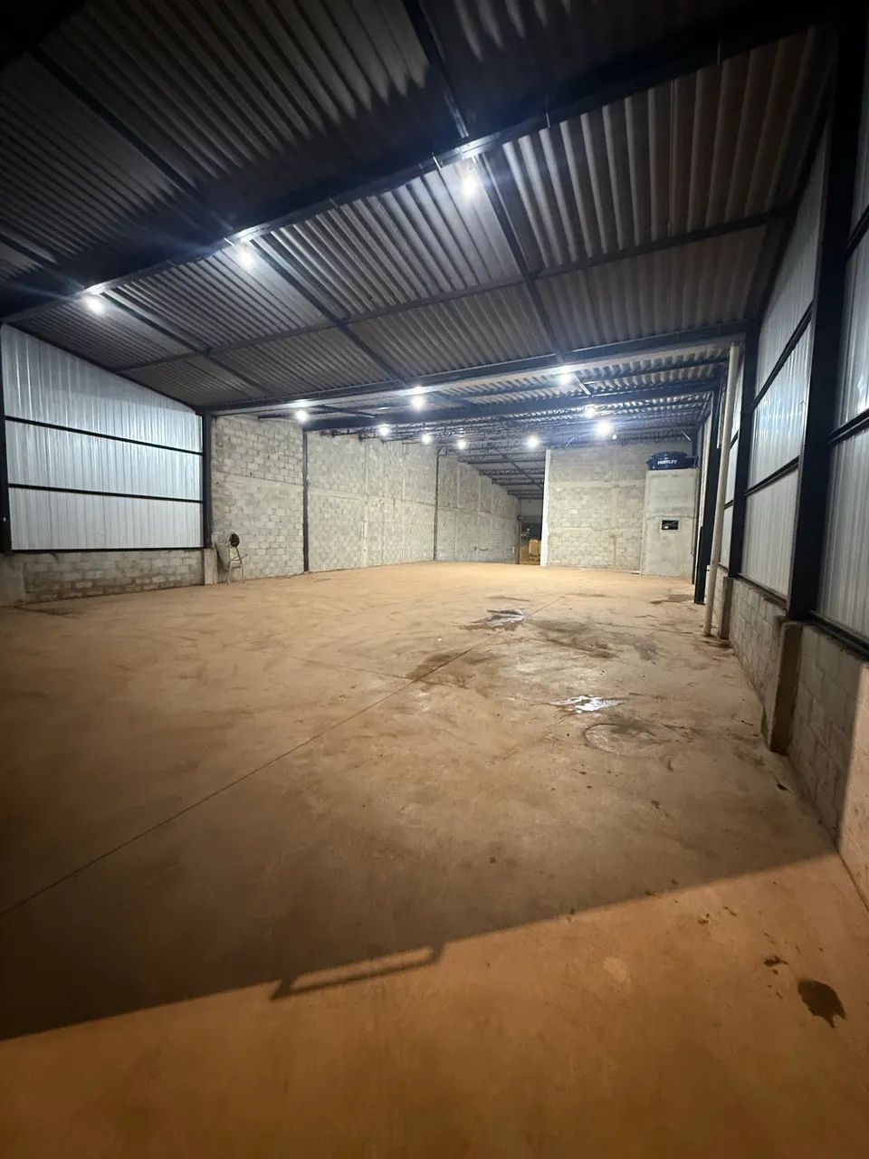 Galpão 300m² pronto para uso | ótima Localização - Foto 3