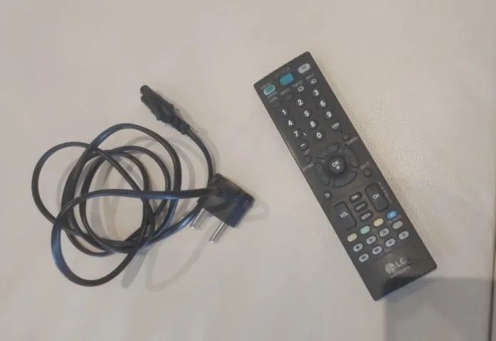 TV LG 32ls3500 32 polegadas usada funcionando em perfeito estado - Foto 5