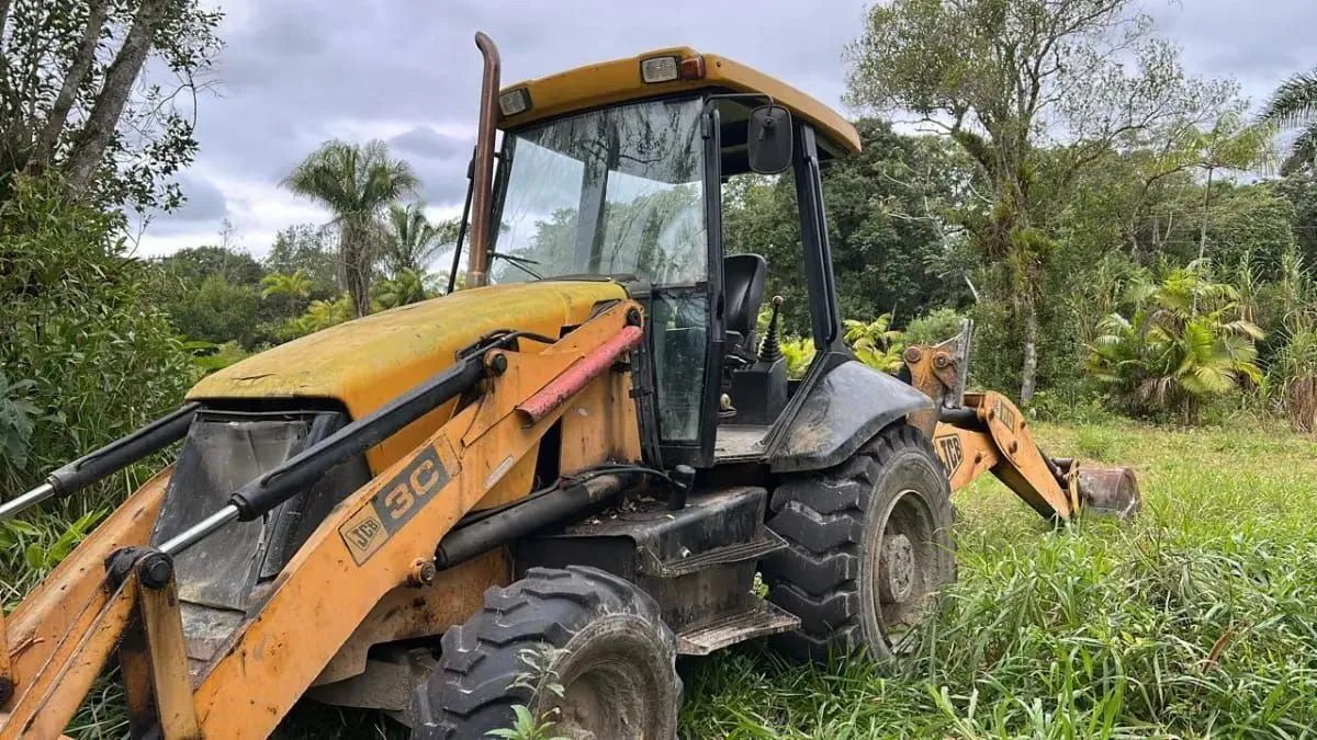 Retroescavadeira Jcb 3c 2010