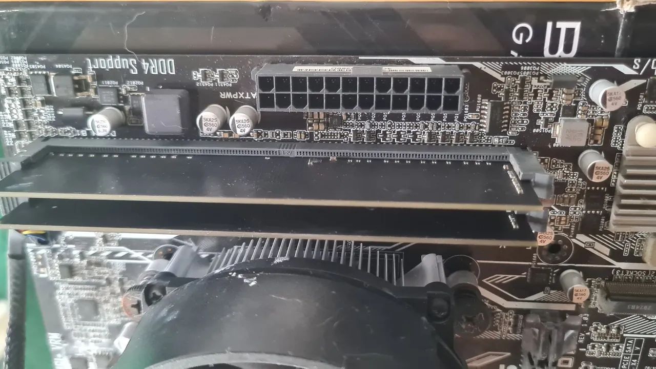 KIT PC  Ryzen 5 - Foto 4