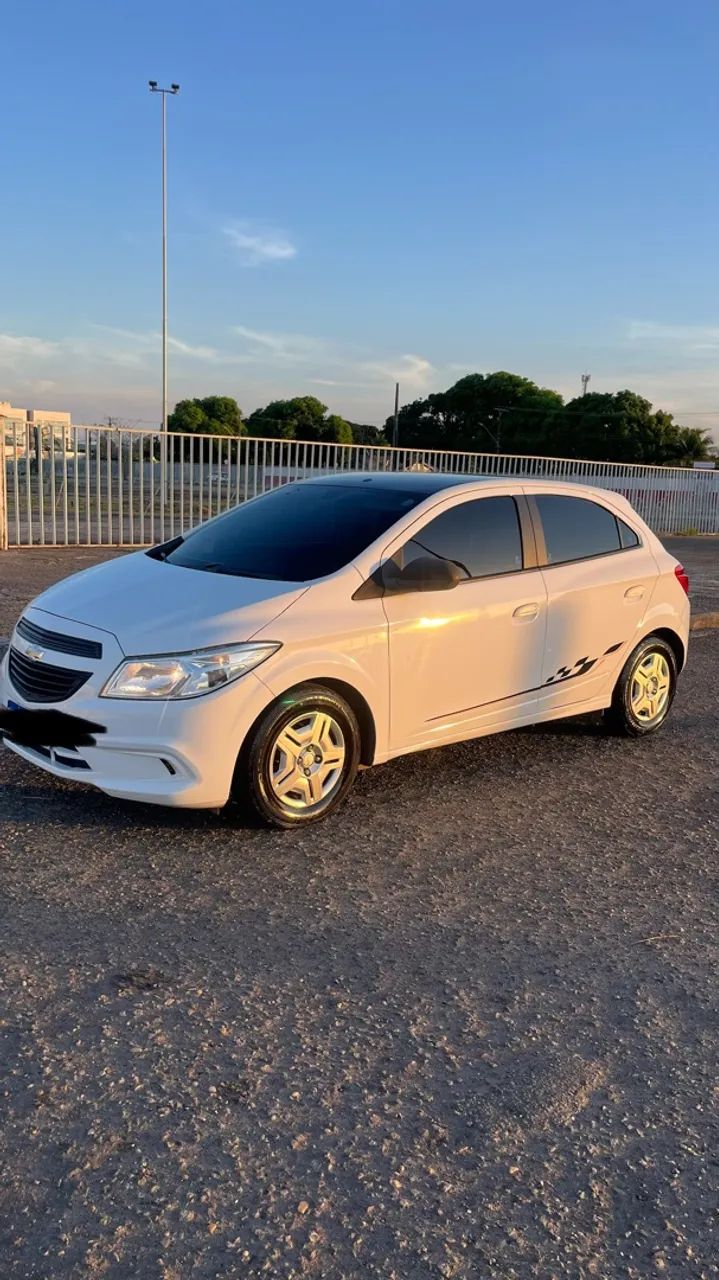 Chevrolet Onix JOY Hatch 1.0 8V Flex Mec. 4P 2018 - Foto 5