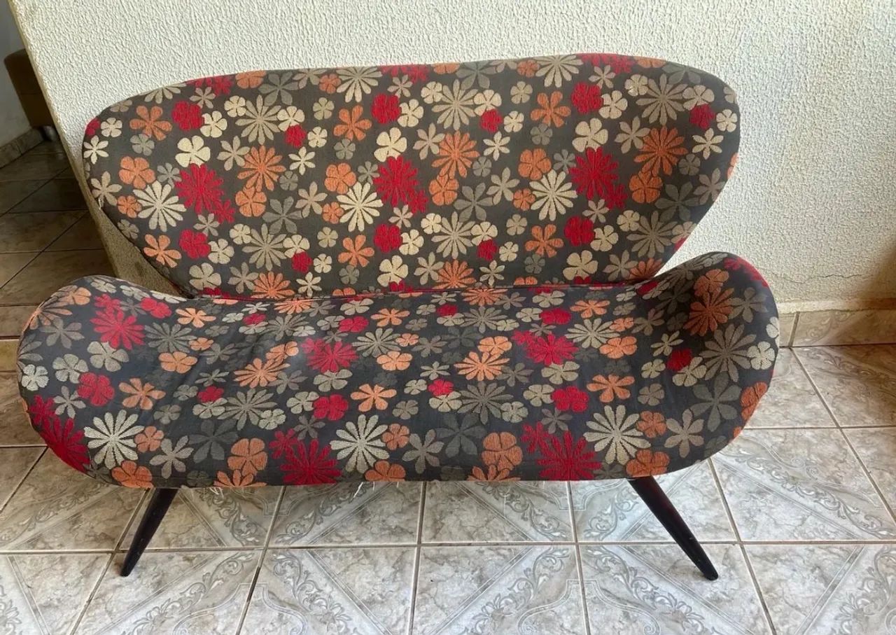 VENDO SOFÁ SUPER LINDO - Foto 2