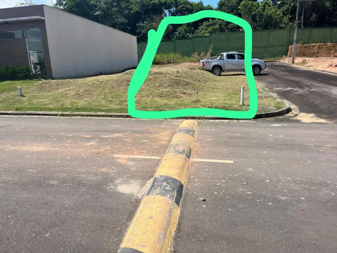 VENDO LOTE NO CONDOMÍNIO L'ACQUA RESIDENZA. ÓTIMA OPORTUNIDADE PARA INVESTIMENTO.  - Foto 2
