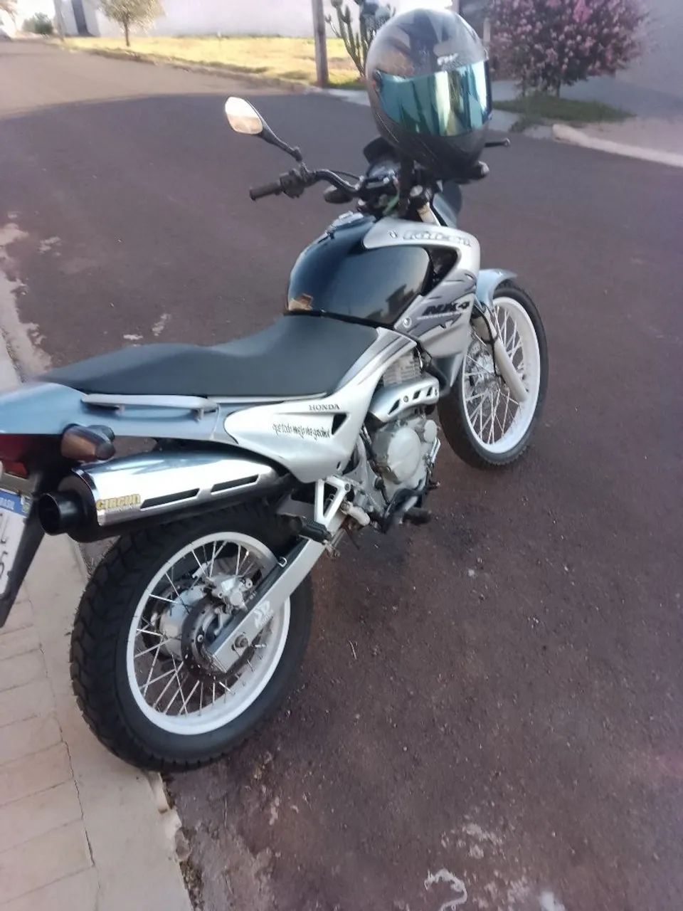 Vendo Falcon 2007.conservada  não aceito troca   - Foto 3