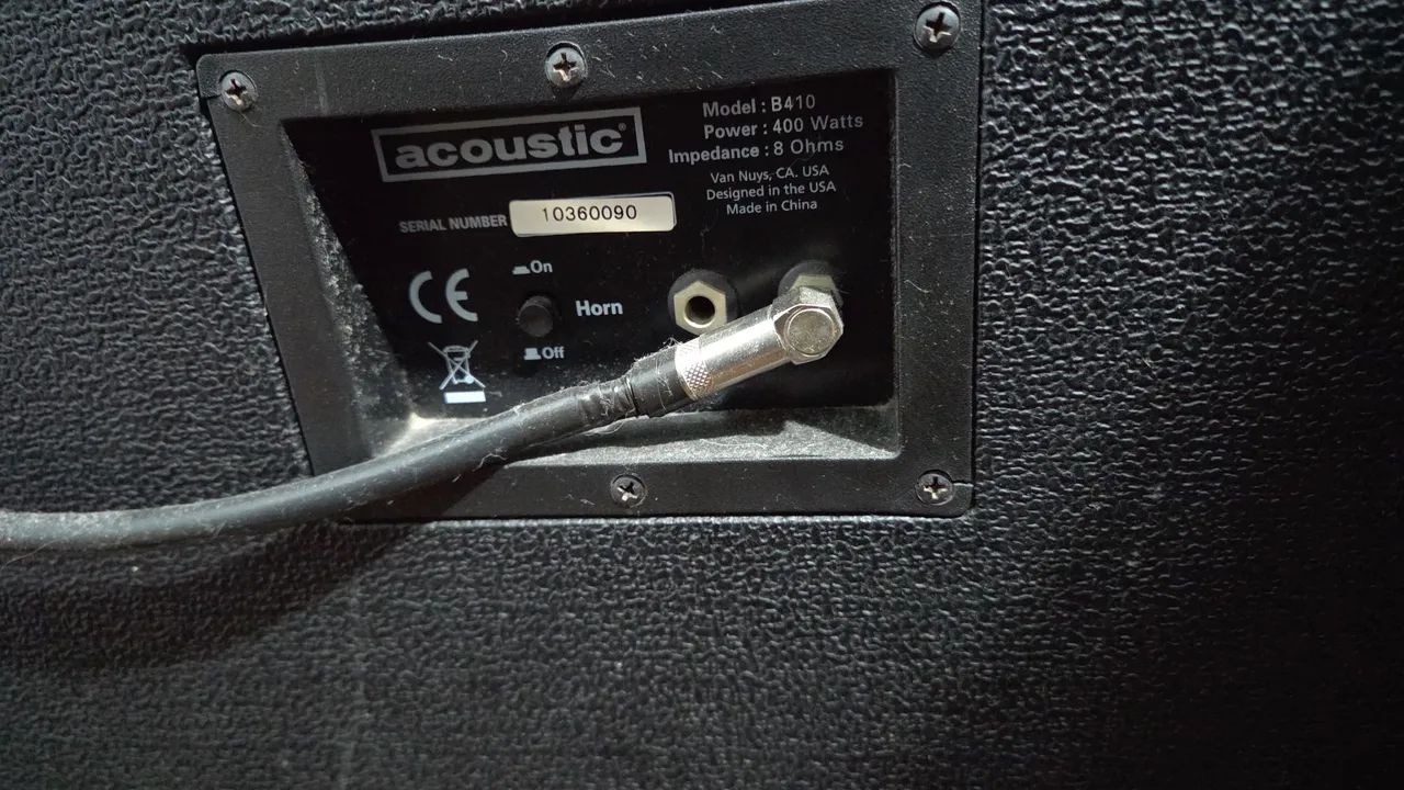 Gabinete de Contrabaixo Acoustic 4x10 Vintage 600W - Foto 5