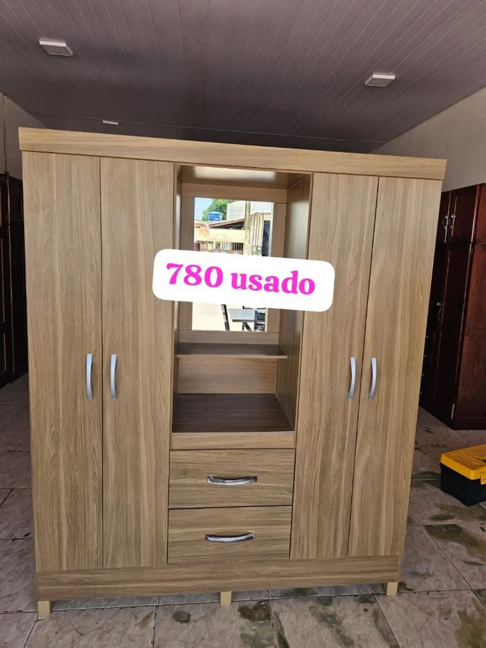 GUARDA ROUPA USADO