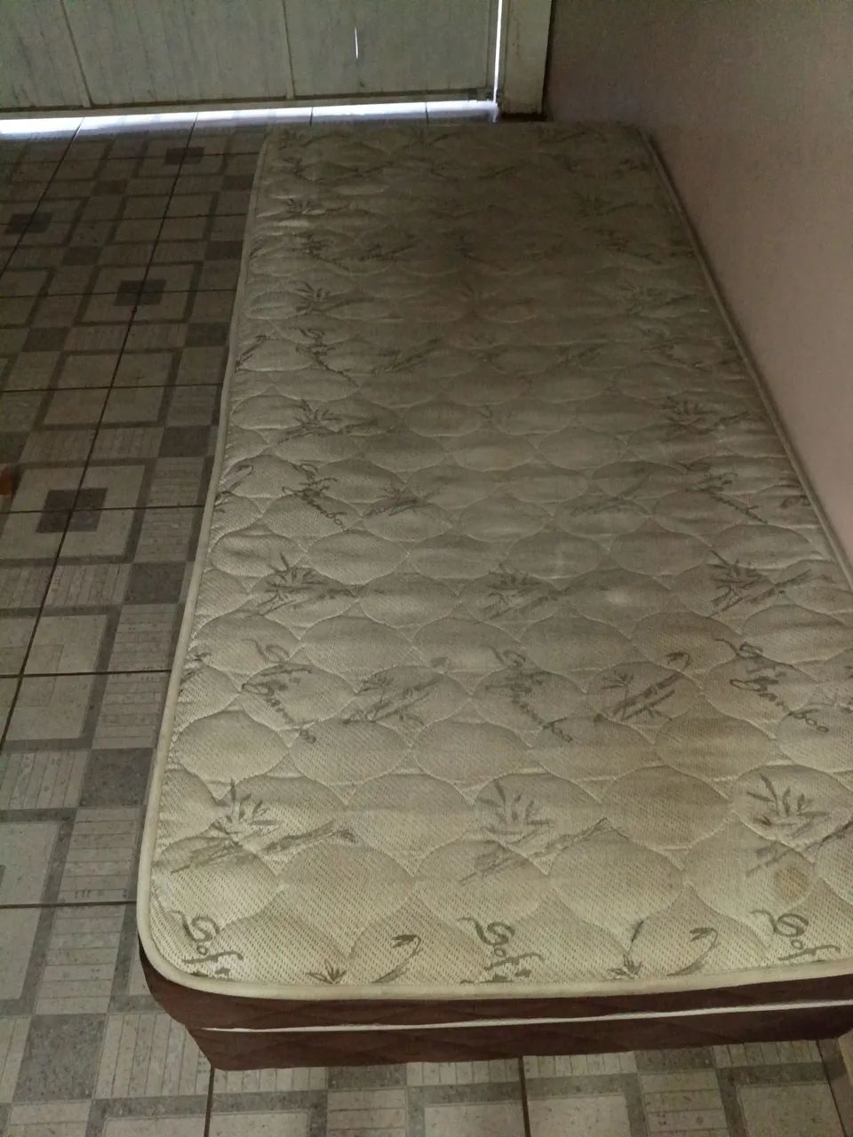 Cama de Solteiro Completa com Colchão e Base - Ótimo Preço! - Foto 5