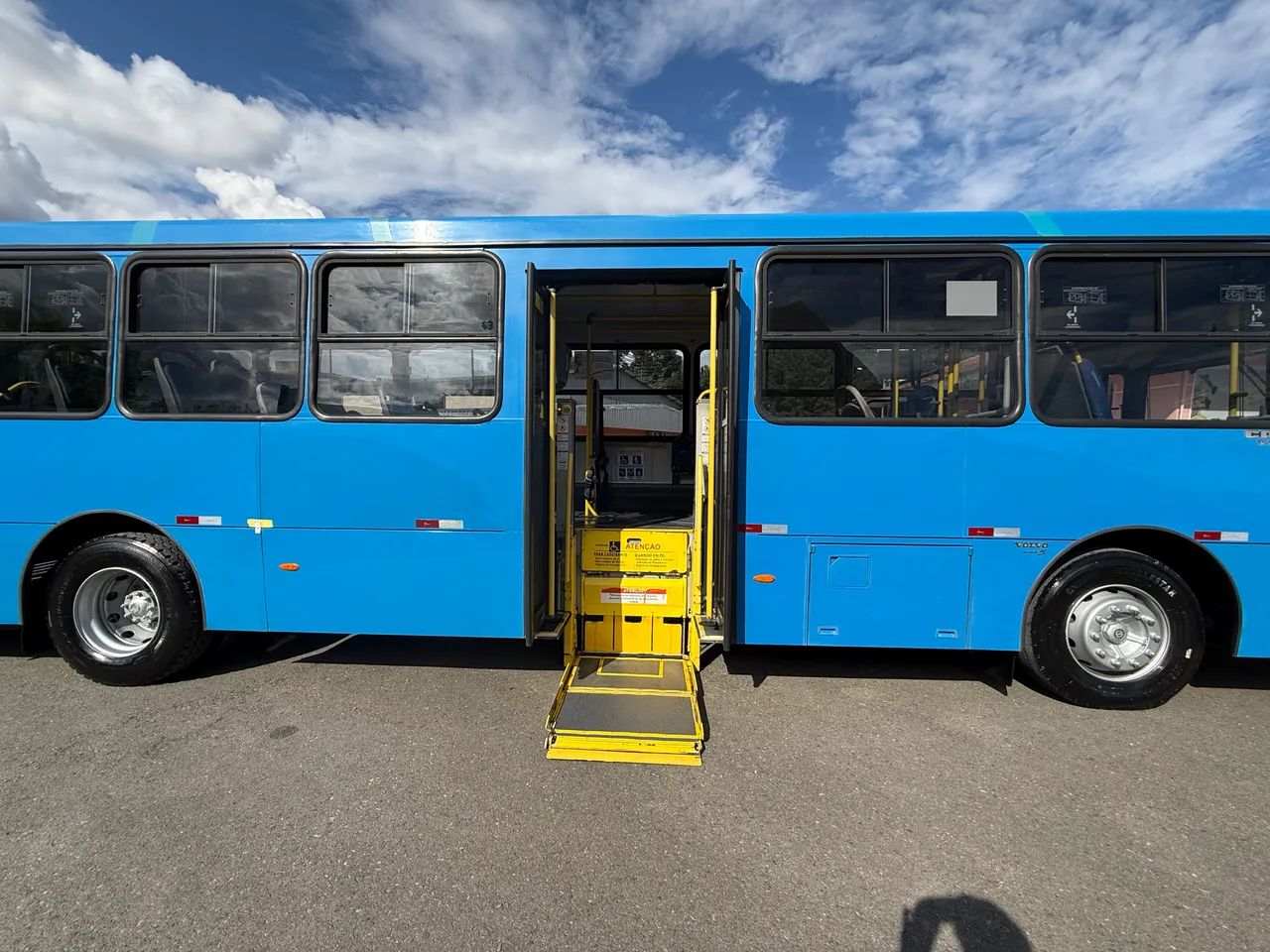 Ônibus urbano Volvo/ Caio Apache  - Foto 6
