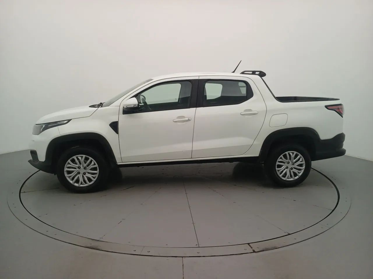Fiat Strada Freedom 1.3 Flex 8V CD 2025 - Foto 2