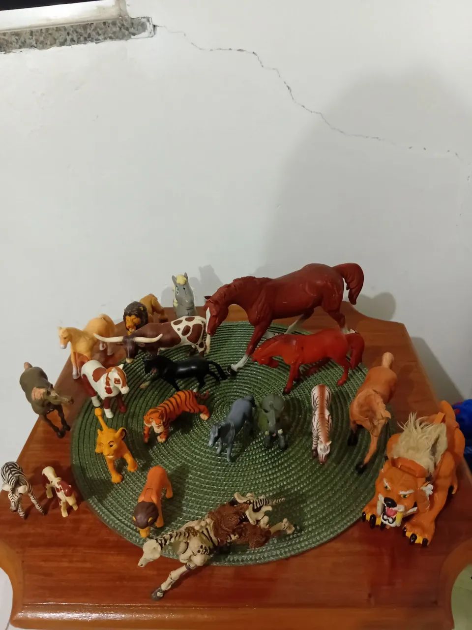 Animais em vinil colecionáveis 