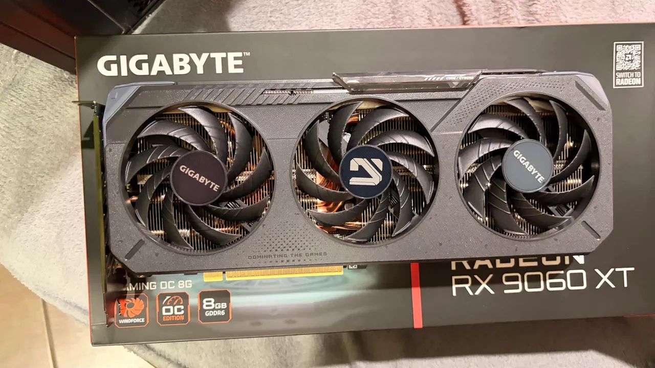 PLACA DE VÍDEO RX 9060XT OC 8GB GIGABYTE - Foto 2