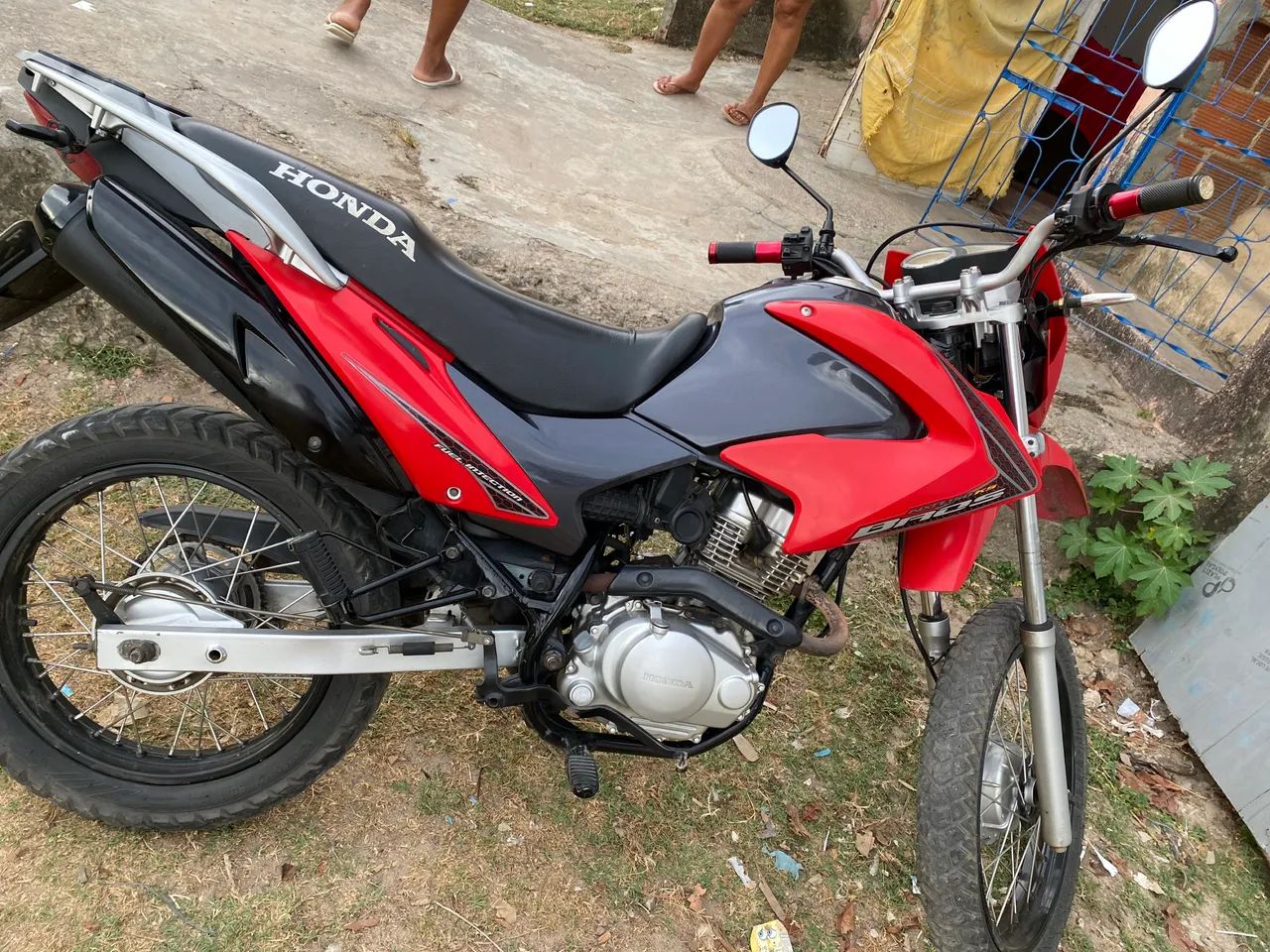 Vende-se moto em perfeito estado  - Foto 2