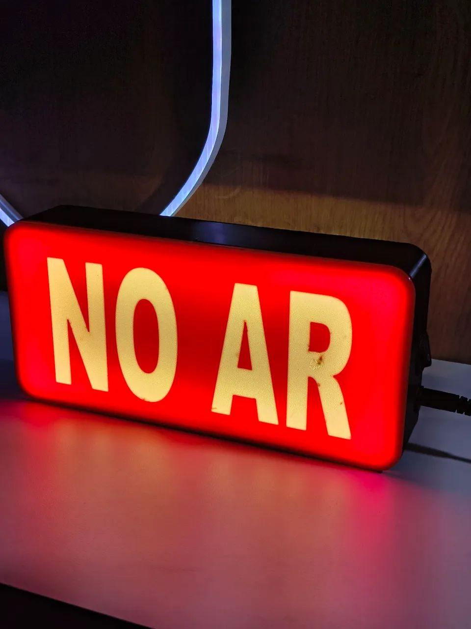 Luminária Led NO AR de um toque no seu Studio , setup gamer e decoração em geral  - Foto 2