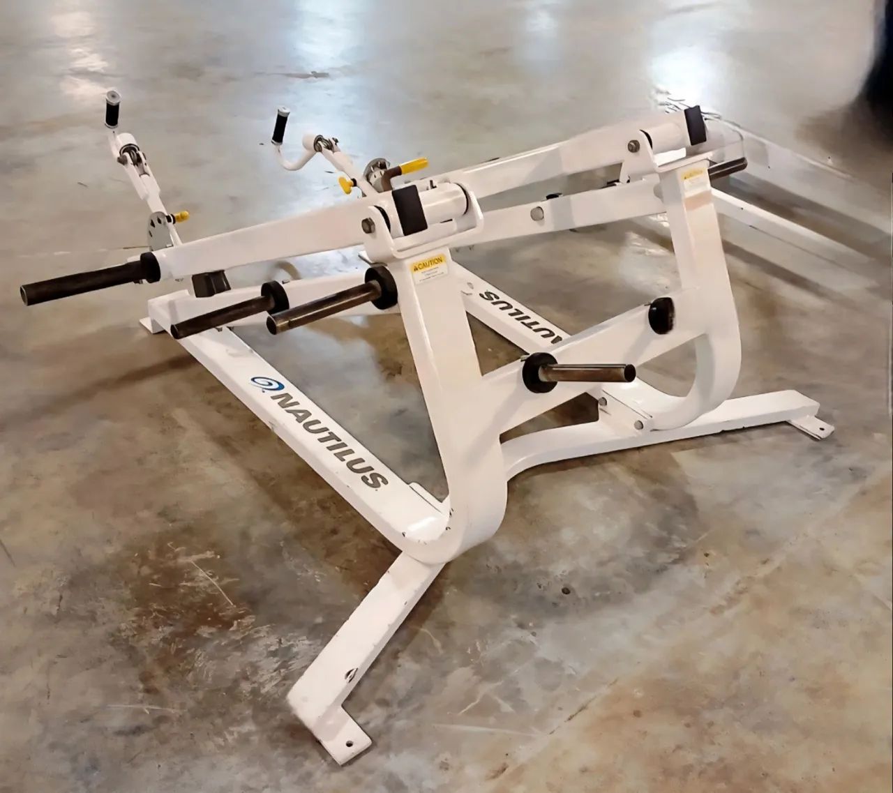 Deadlift Xpload Shurg Nautilus 