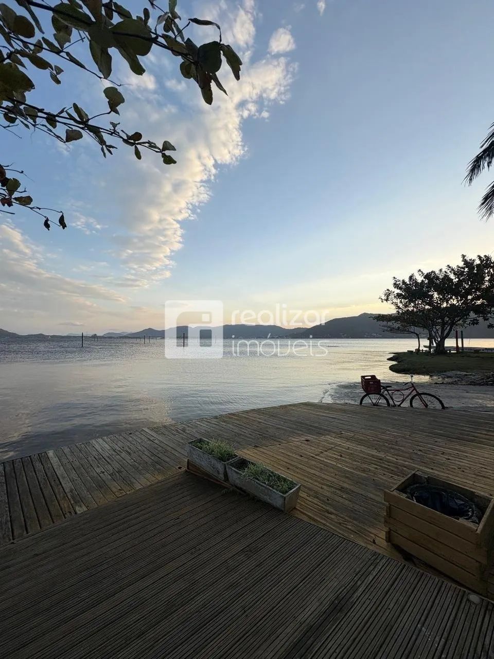 Casa para aluguel com 2 quartos na Barra da Lagoa - Foto 2