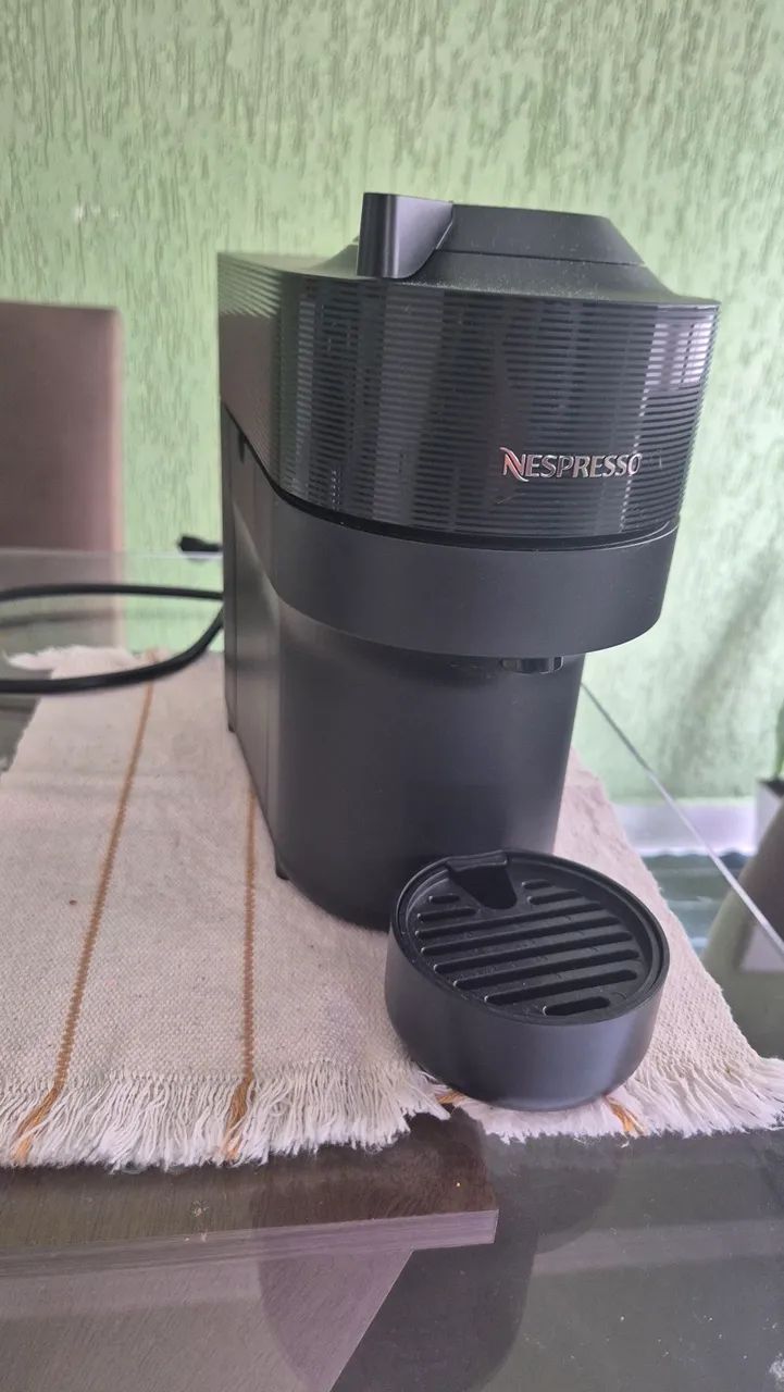 Cafeteira vertuo pop leia