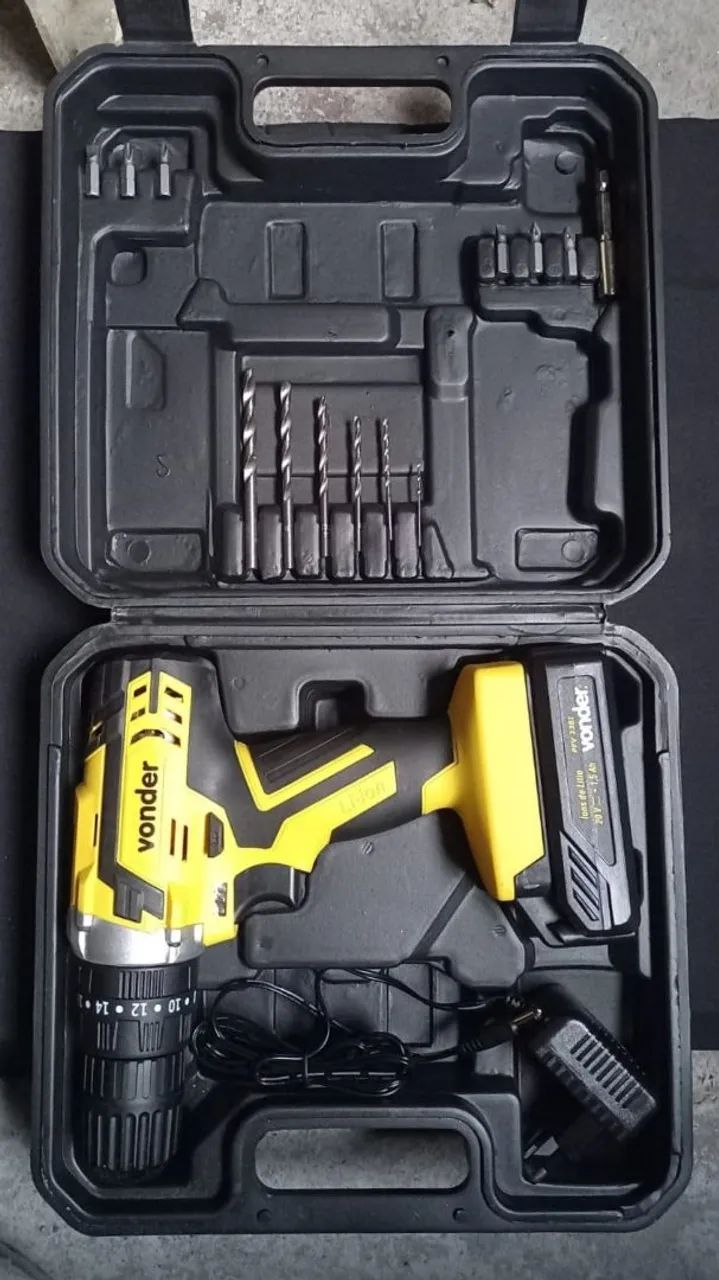 Parafusadeira/Furadeira Com Impacto (VONDER 20V) - 17 Peças na Maleta - Foto 3