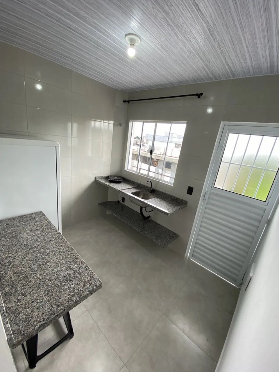 Alugo Anual Apartamento Novo - Canasvieiras - Foto 3