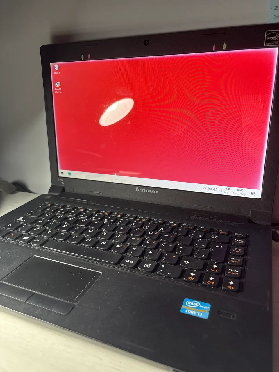 Notebook Lenovo Core i3.