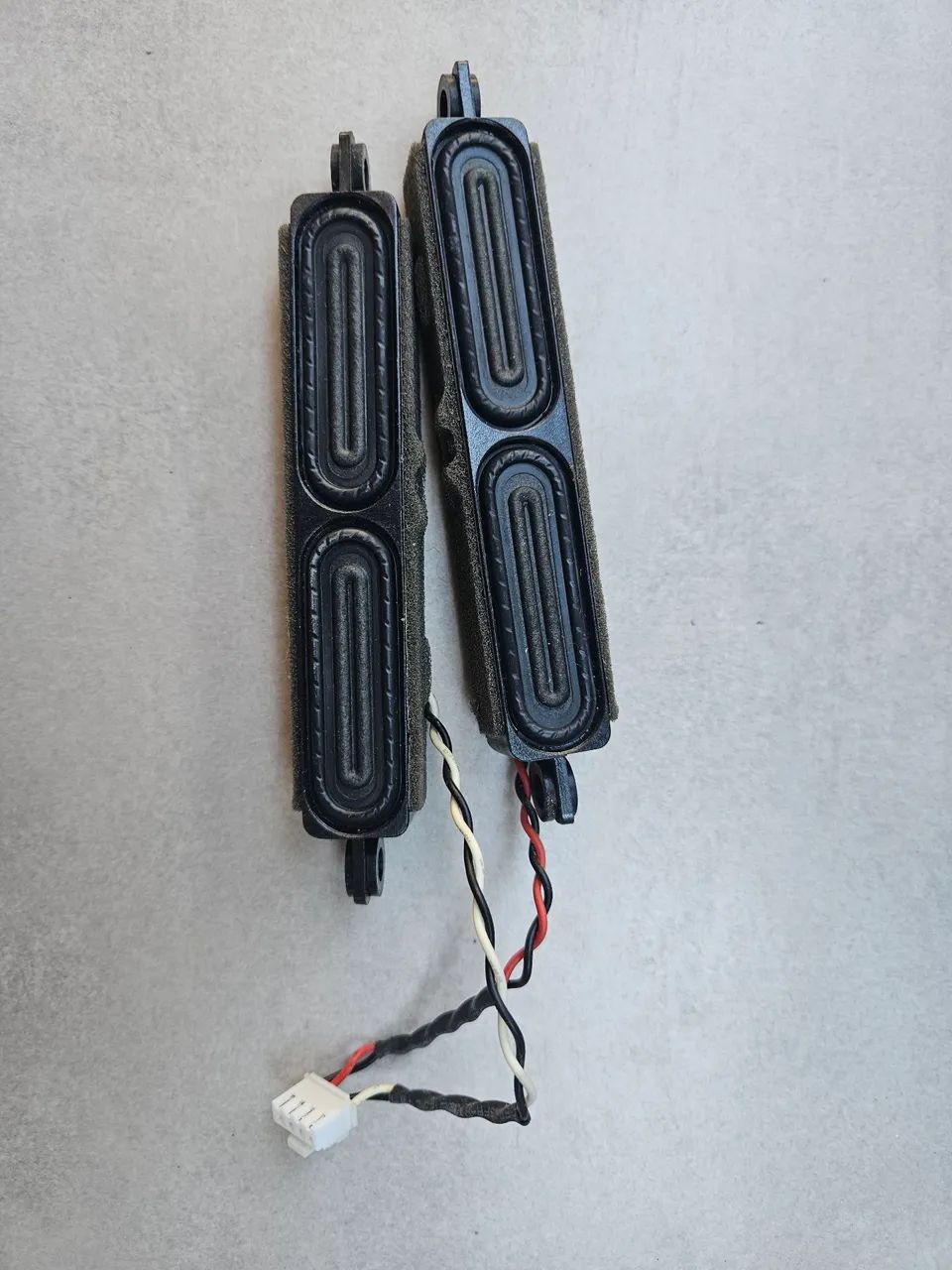 Alto falantes para TV AOC 22" LE22H158.