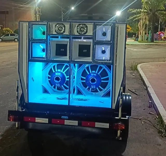 Vendo carretinha de som automotivo completa
