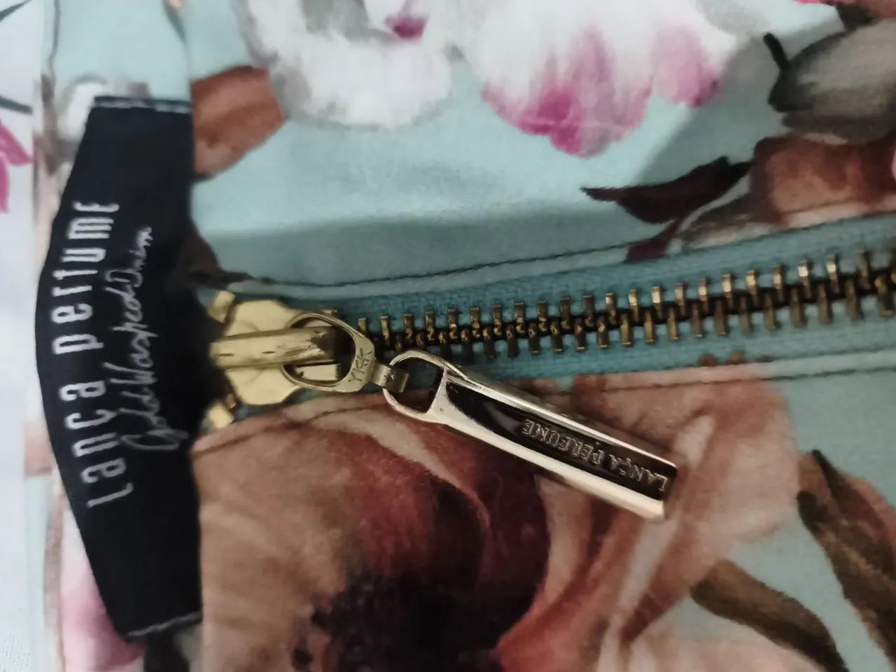 Saia lápis lança perfume. Elegante  - Foto 3