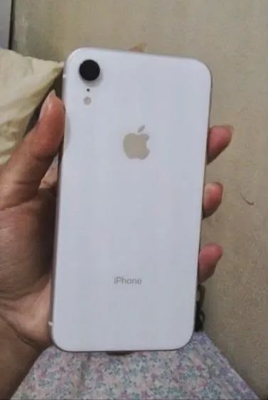 iPhone XR branco 