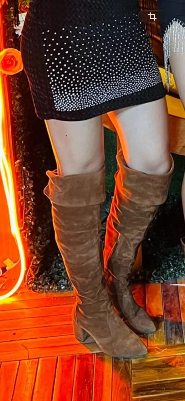 Bota de Couro Camurçina cano longo