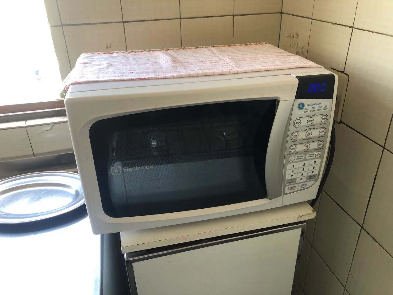 Micro-ondas 20l eletrolux