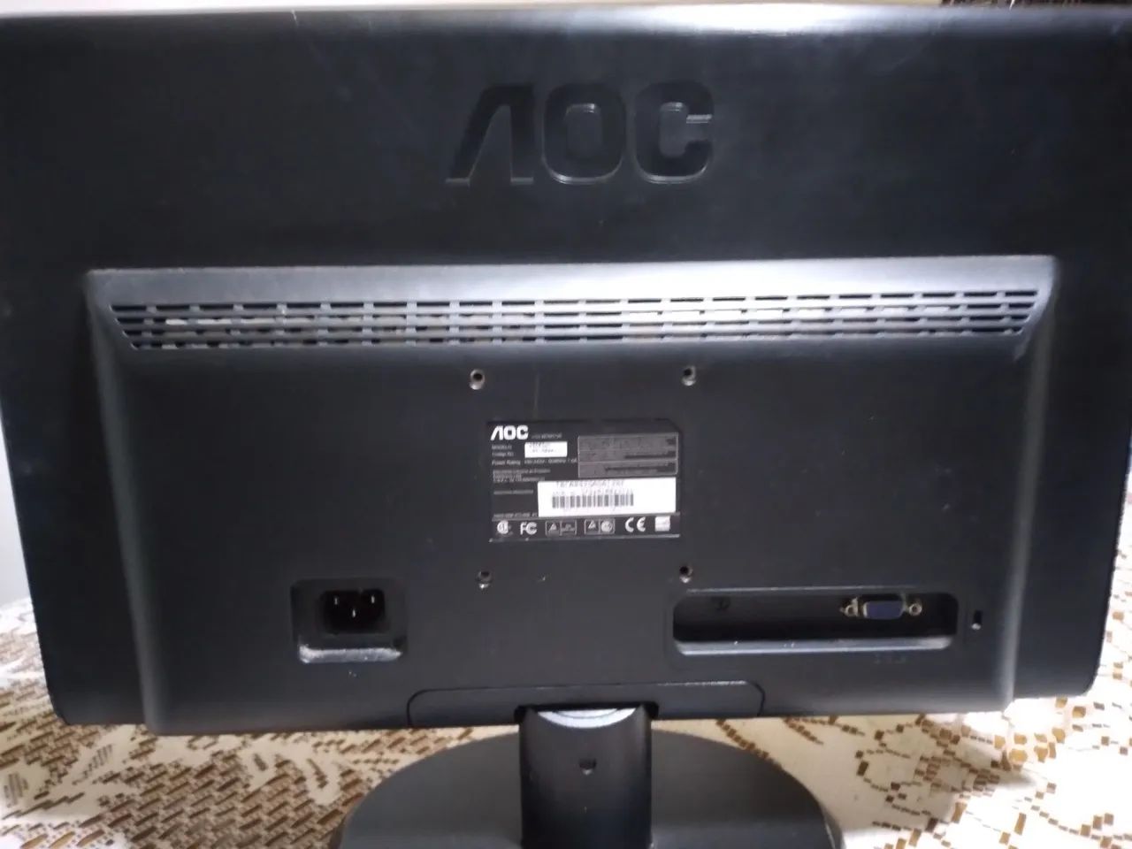 Monitor AOC e950Swn 18.5" LED Widescreen - Foto 2