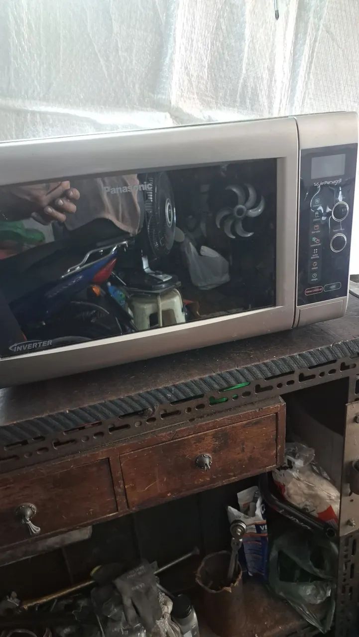 Micro-ondas Panasonic funcionando normal 110v 