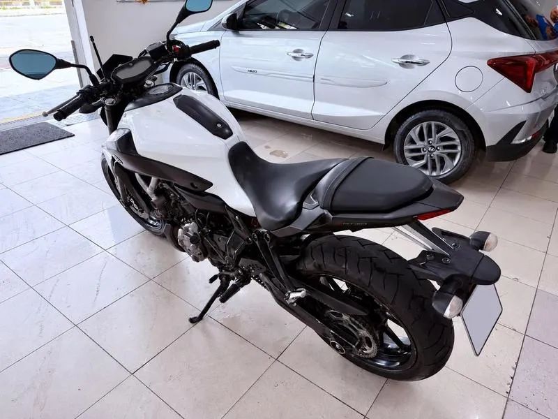 YAMAHA MT07 ABS 2016 - Foto 4