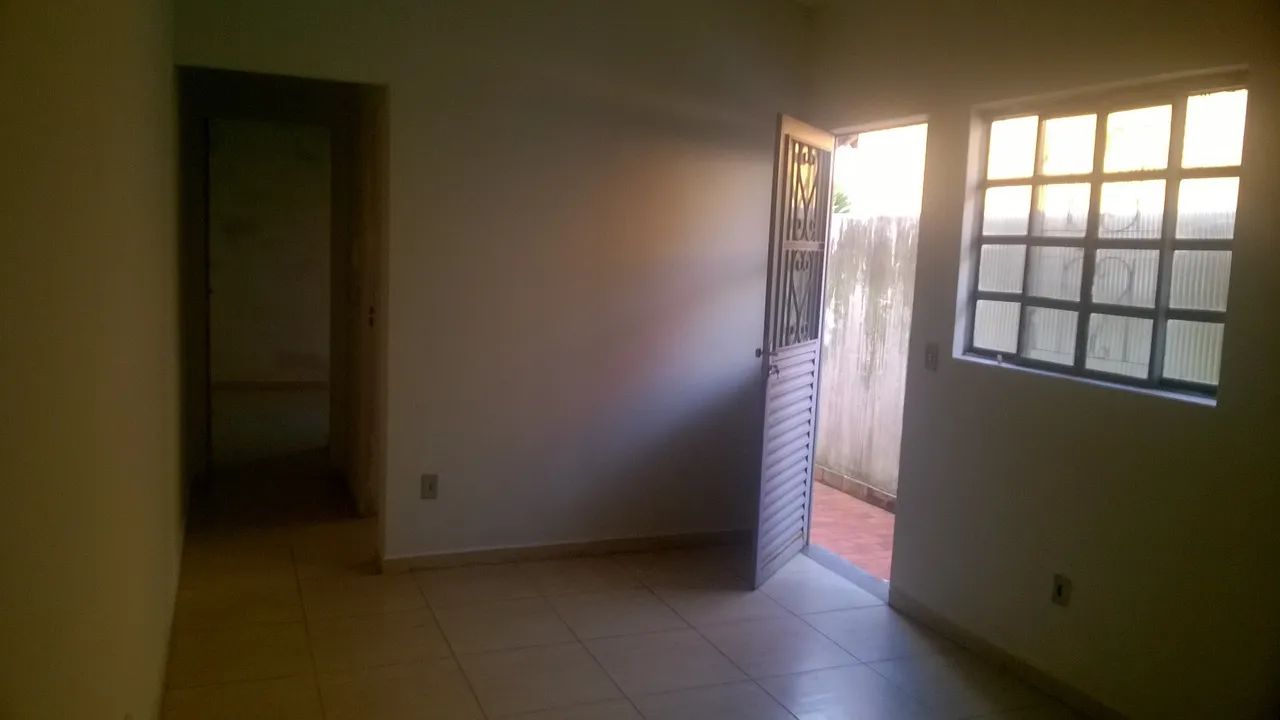 Casa Geminada 2 quartos - Foto 2