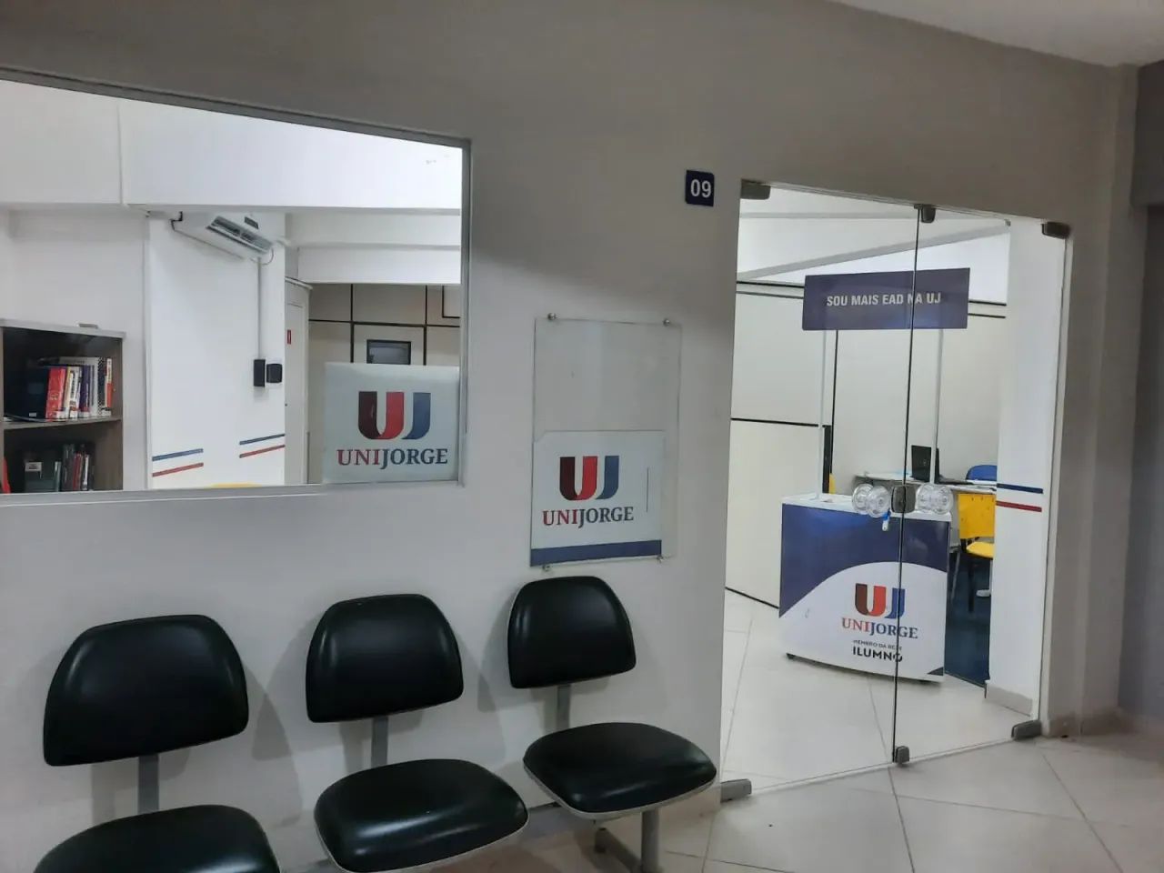 Sala com 2 banheiros para Aluguel, 120 m² em Ilhéus/BA - Foto 3