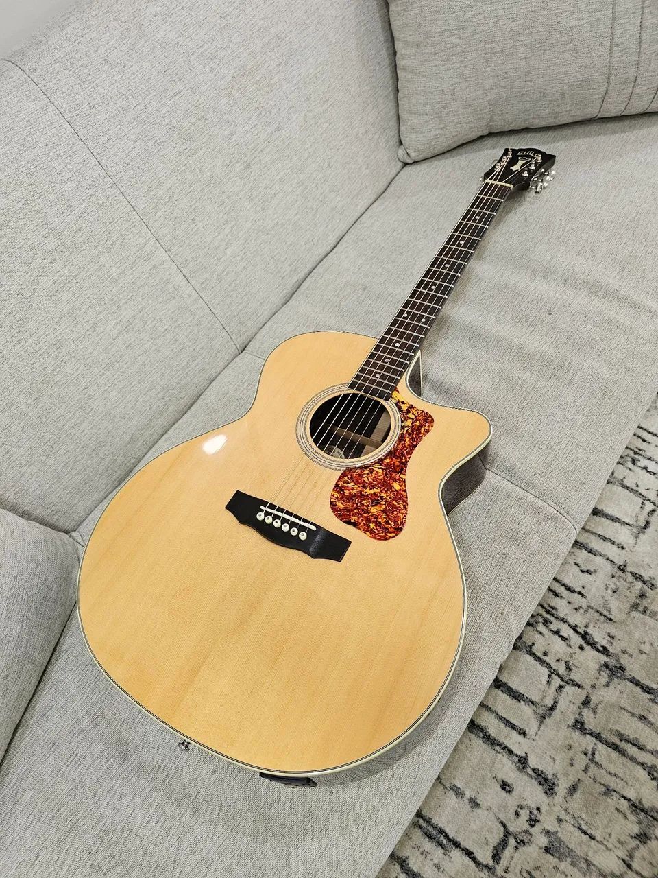 Violão Guild F-150CE - All Solid 