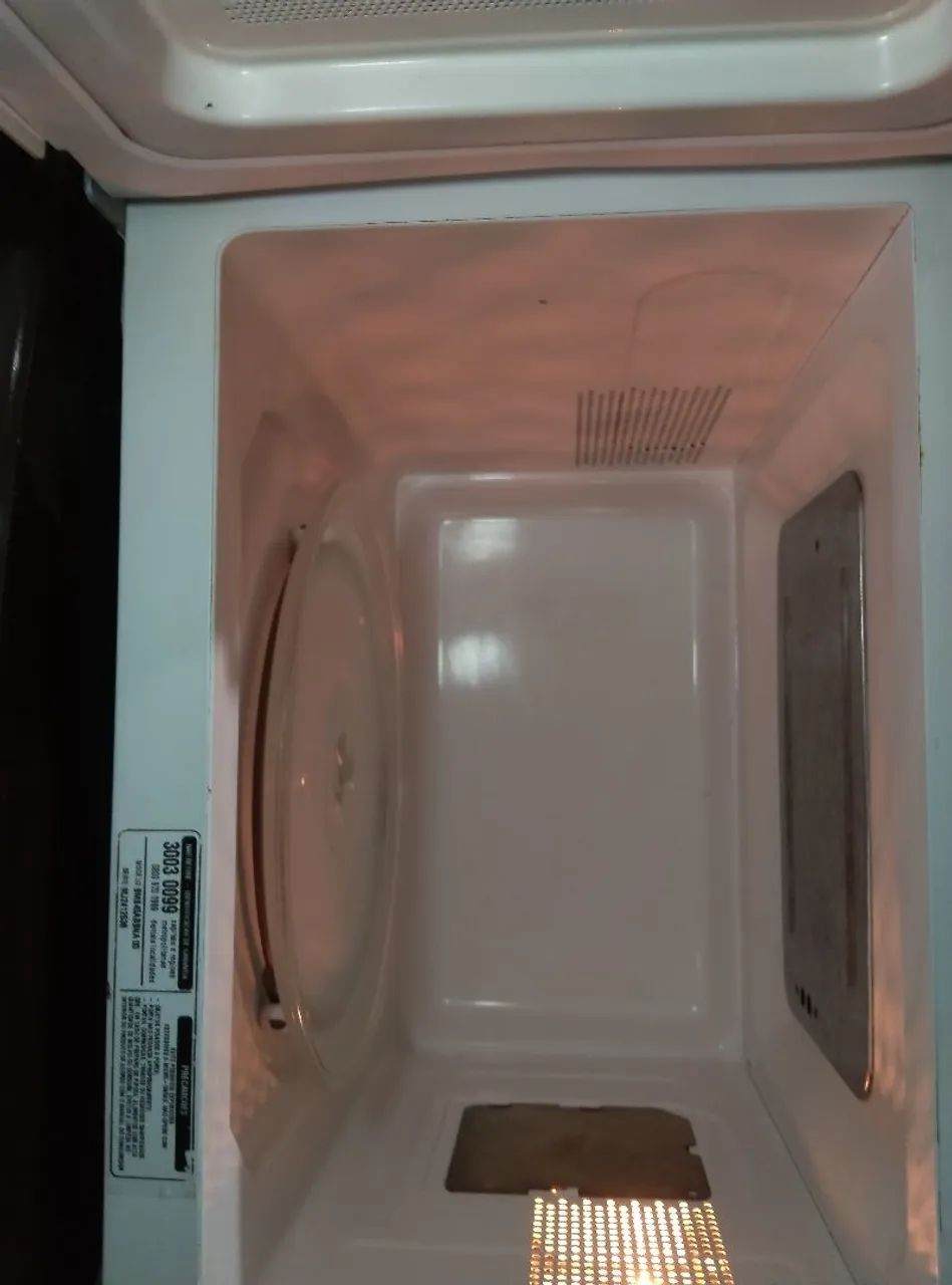 Micro-ondas Brastemp 30 l funcionando perfeitamente entrega grátis - Foto 2