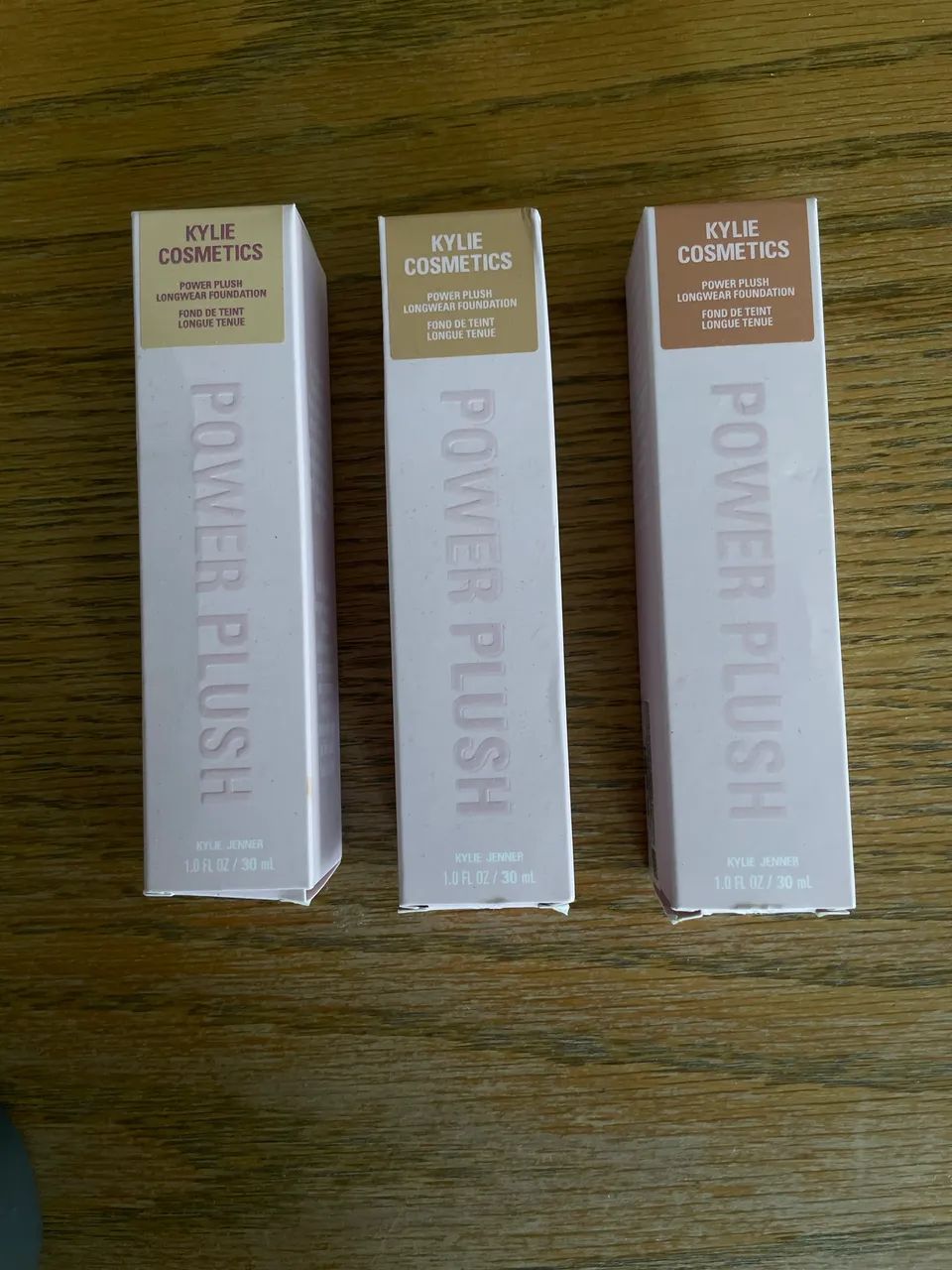 Base Kylie Jenner original - Foto 2