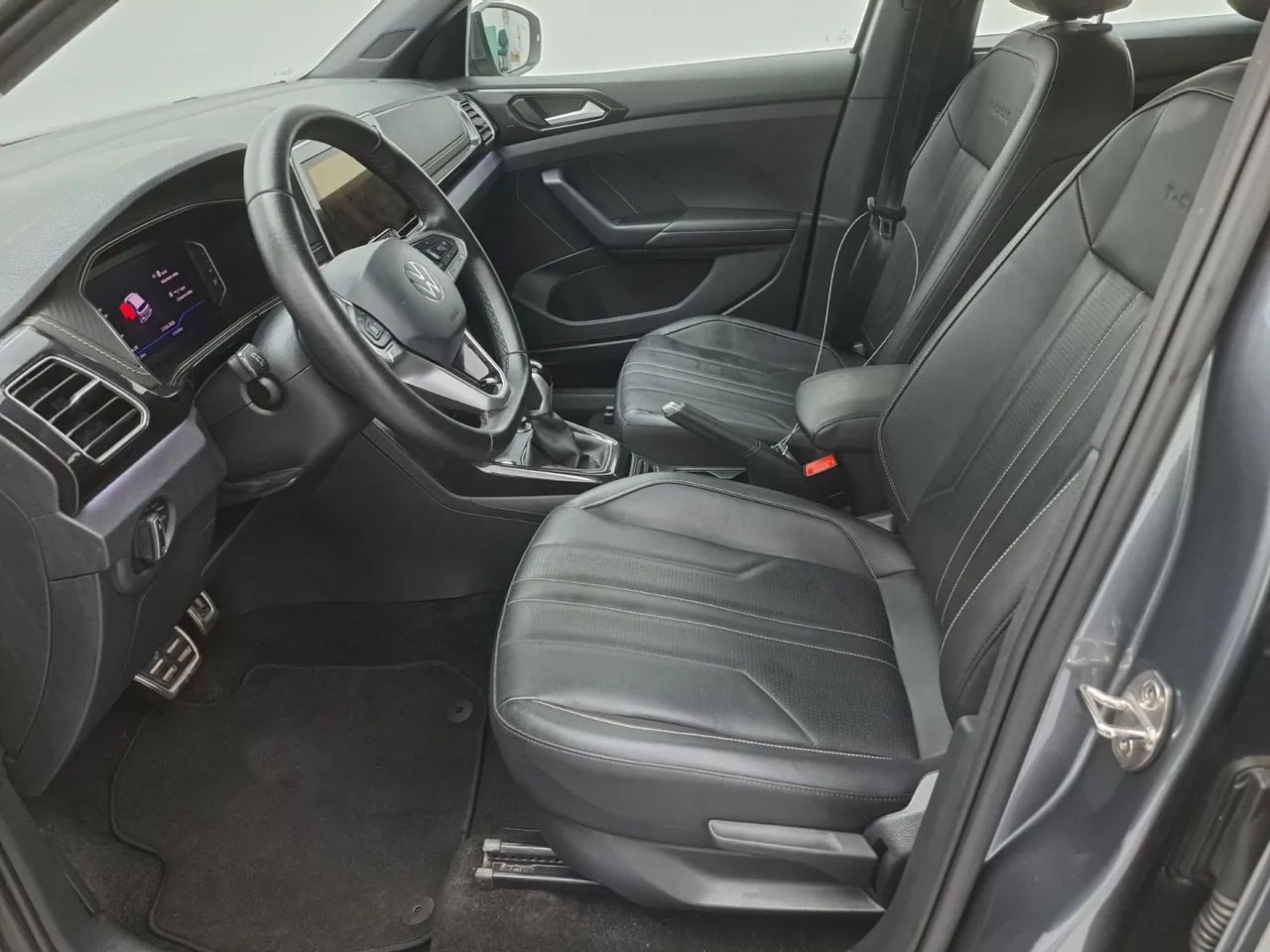 Volkswagen T-Cross Highline 1.4 TSI Flex 16V 5P AUT, foto 16 de 18