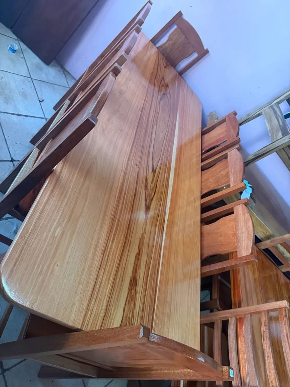 Mesa 8 cadeiras pernas torneadas  - Foto 4
