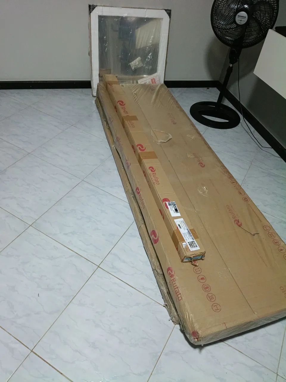 Vendo Guarda roupa casal 100% MDF com espelho  - Foto 5
