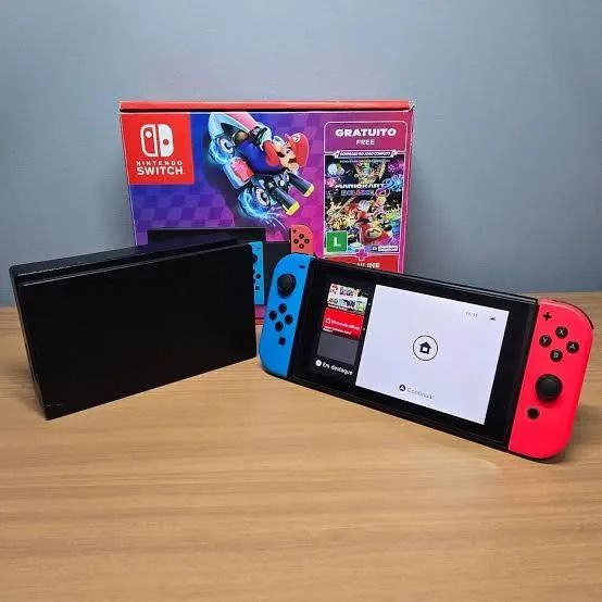 Nintendo Switch Completo com Caixa (Aceito Cartão)