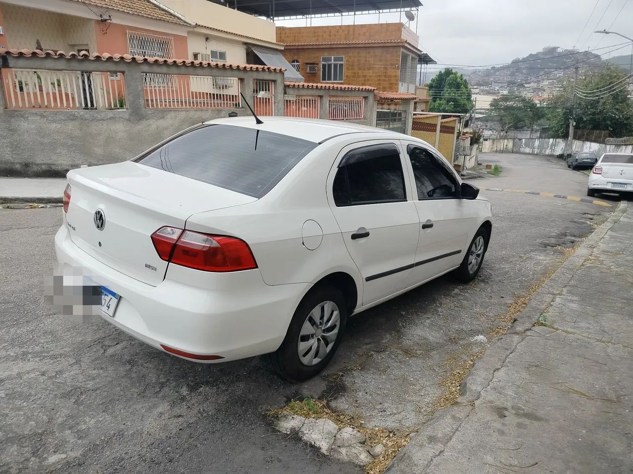 Volkswagen Voyage TRENDLINE 1.6 T.FLEX 8V 4P 2015