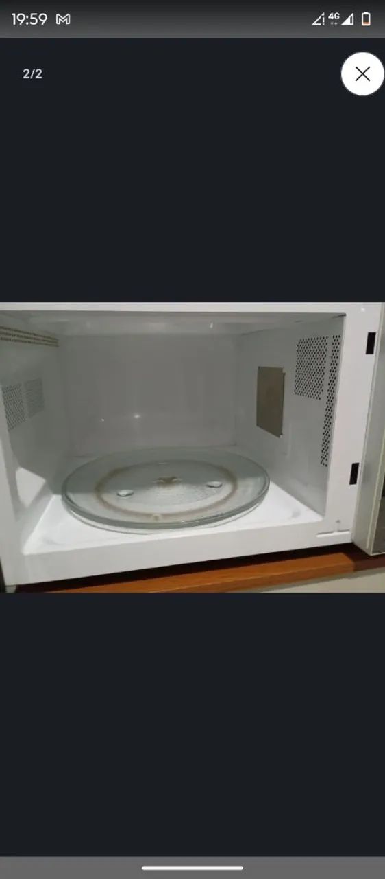 Microondas Britânia 