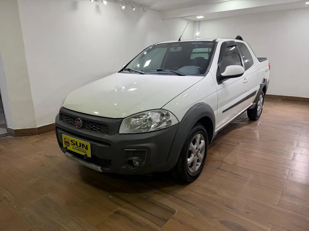 Fiat Strada Freedom 1.4 Flex 8V CD 2020 - Foto 3