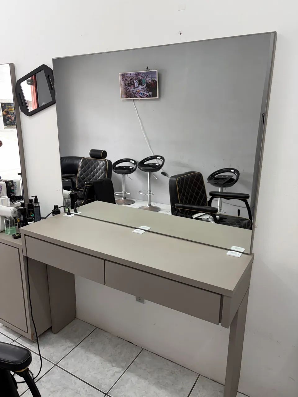 Bancada Espelho Barbeiro Cabeleireiro